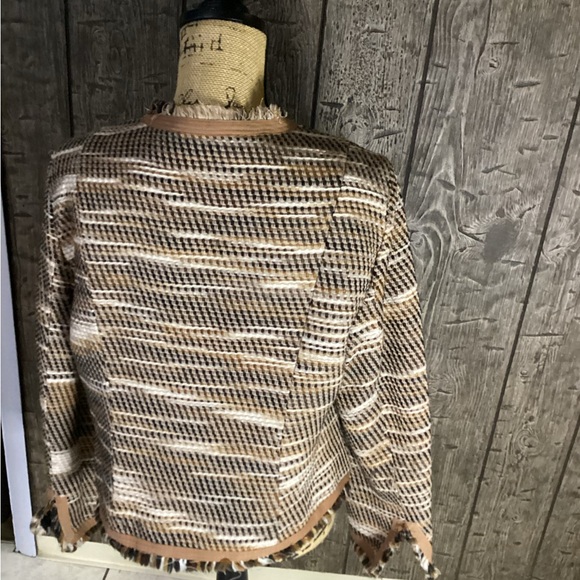 Reversible Jacket - Picture 5 of 5